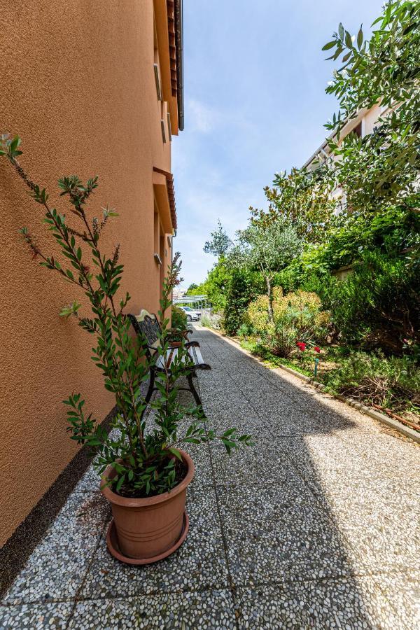Apartments Creska บัชกา ภายนอก รูปภาพ