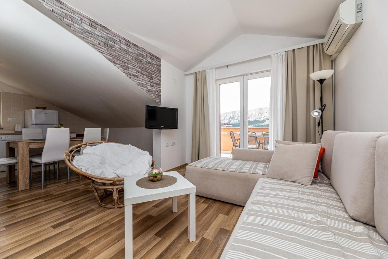 Apartments Creska บัชกา ภายนอก รูปภาพ