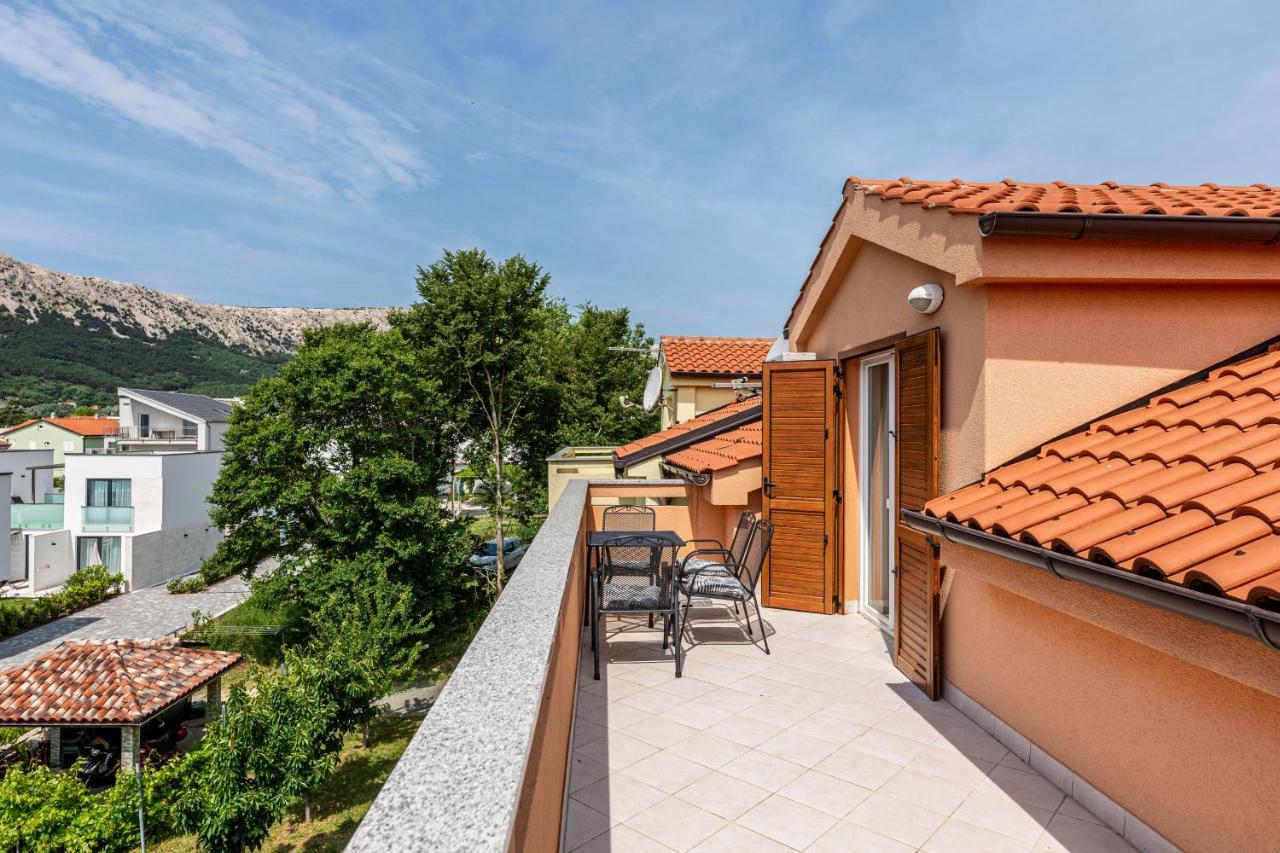 Apartments Creska บัชกา ภายนอก รูปภาพ